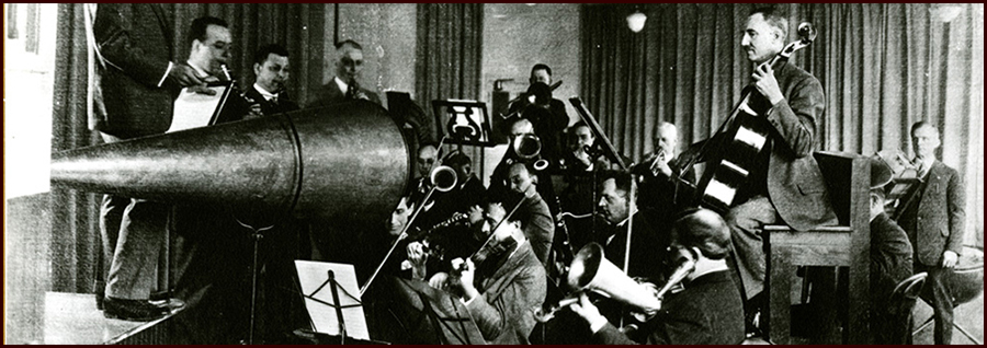 Footer image - Whispering Footer image - Whispering